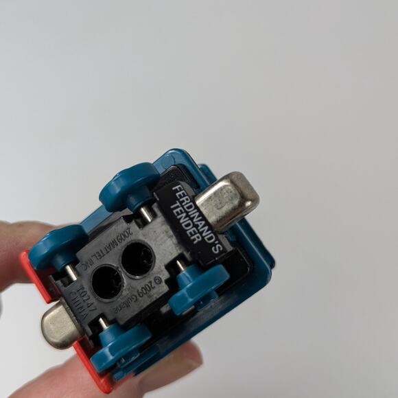 Thomas Train Lot Salty Tank Engine Ferdinand Tender Sodor Aquarium Eels Milk - Picture 10 of 16